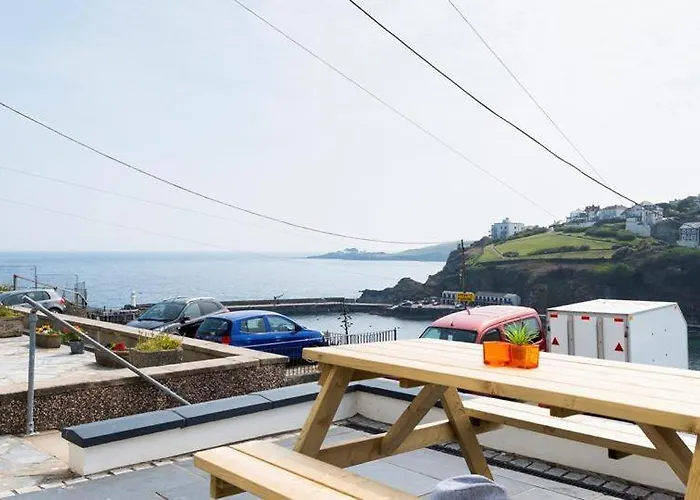 Hipnautic, Mevagissey, Sleeps 6